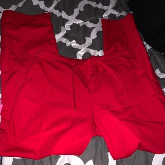 Lot of scrubs - Picture 2 of 4